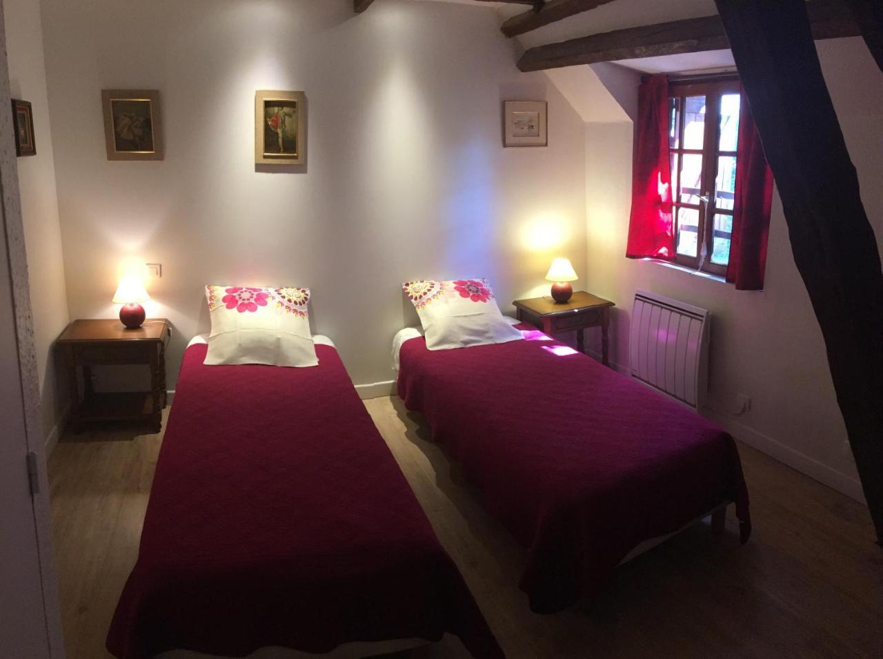 Les Chaumieres Du Chene Hotel Pouille  ภายนอก รูปภาพ